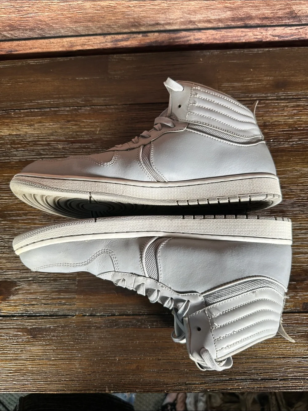 Jordan High-Top Sneakers in Light Gray